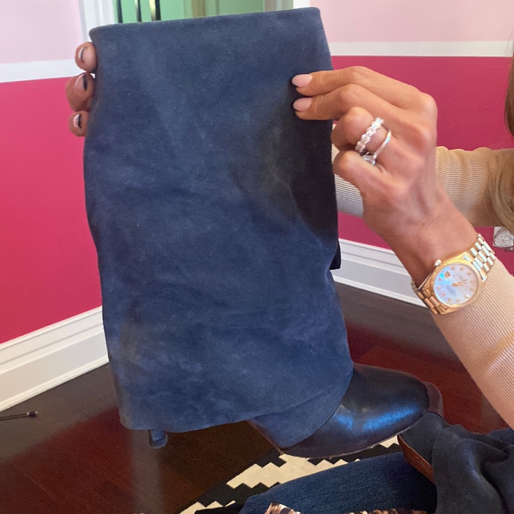 Vera Cuoio boots.